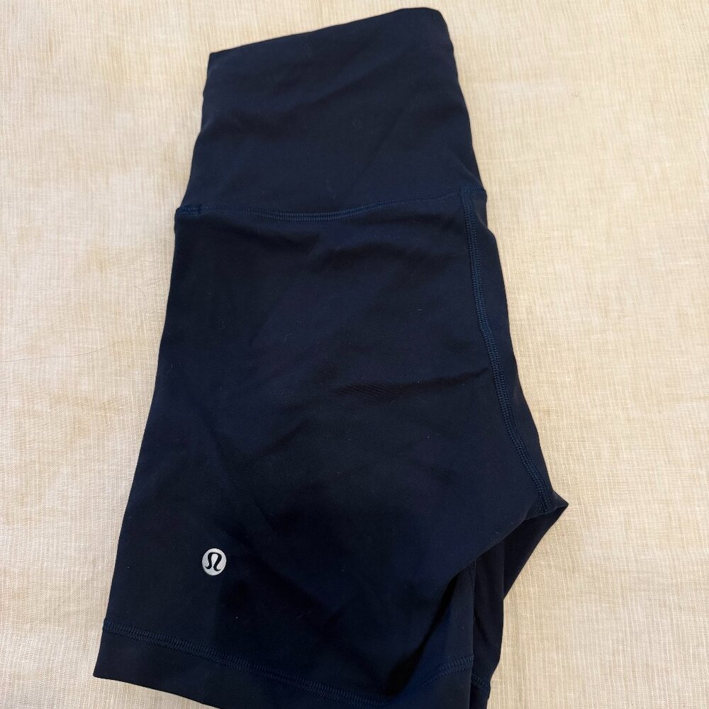 lululemon Align™ High-Rise Short 6", Size 6, True Navy